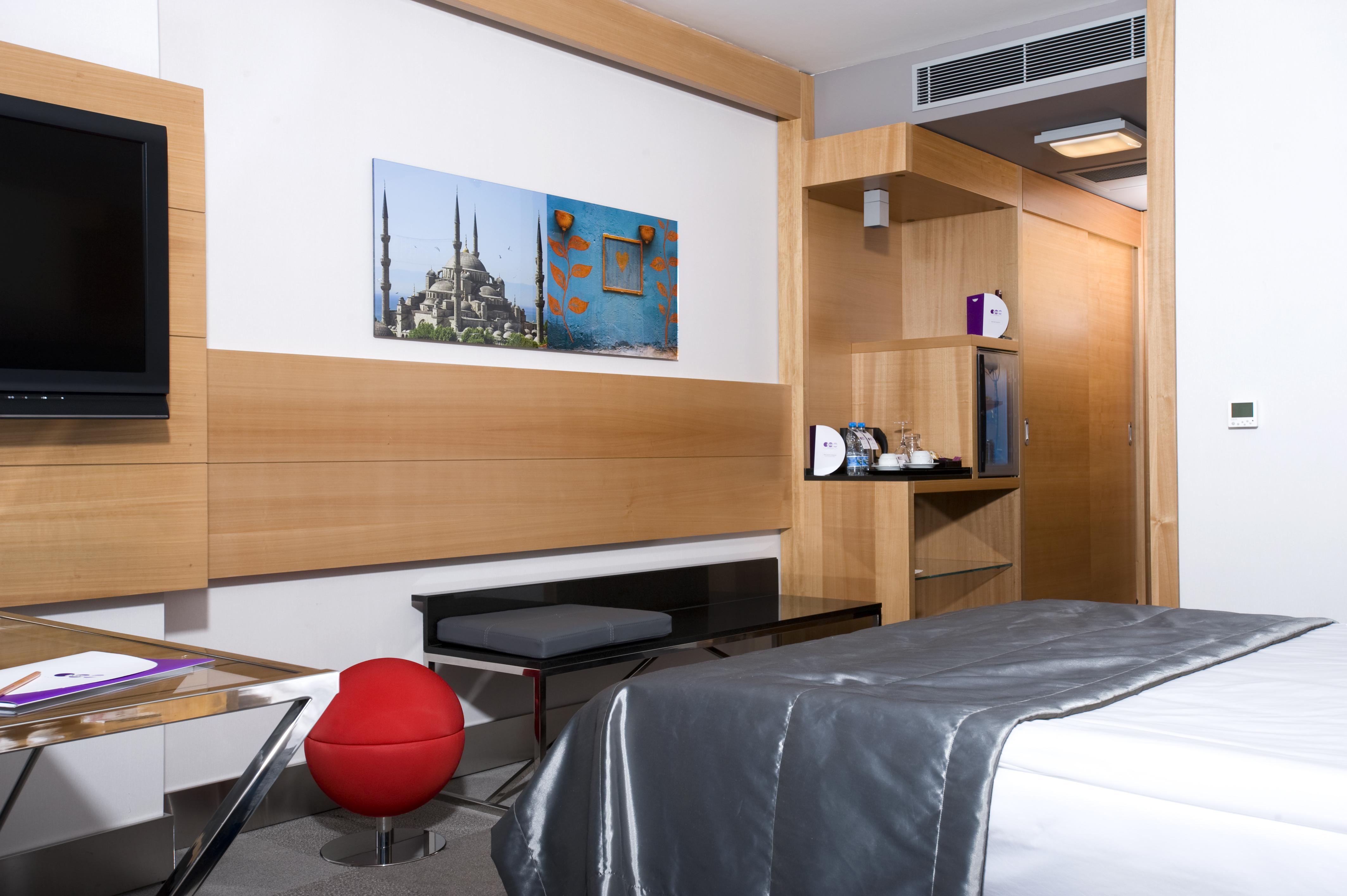 Point Hotel Barbaros Istanbul Bagian luar foto